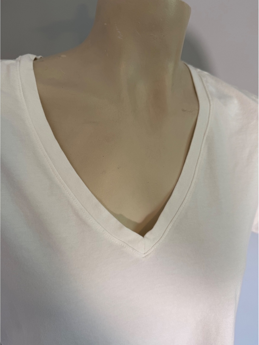 Two‎ Pack of White Tees - Nordstrom Size Large - Picture 2 of 11